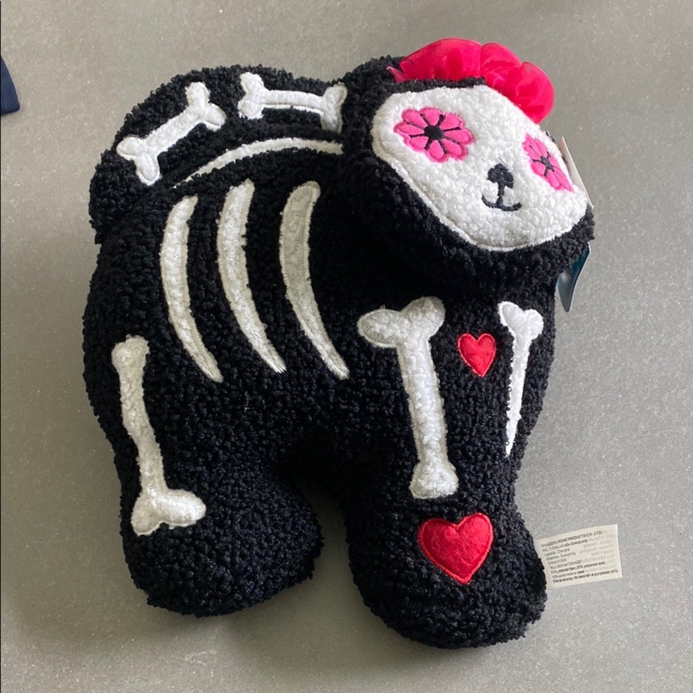 NWT Day of the dead - Dia De Los Muertos cat accent pillow